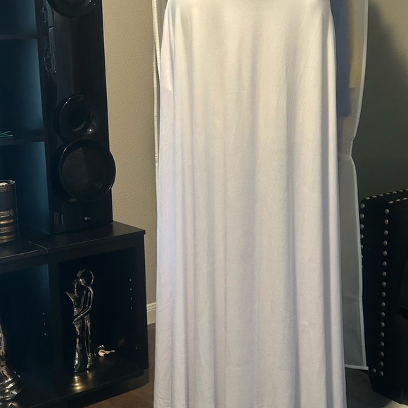 Plus Size -2pc White Skirt Set - Picture 3 of 6